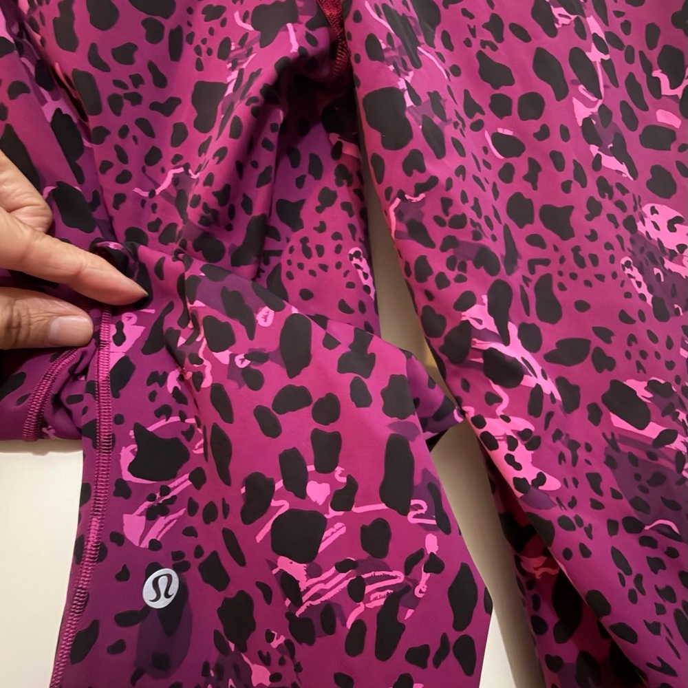 Lululemon Athletica Purple Patterned Pants - Picture 5 of 7